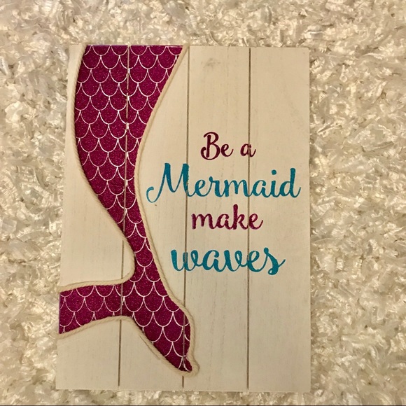 Mermaid Art Piece  NEW - Picture 2 of 5